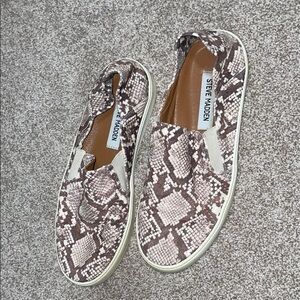 Steve Madden Brown Cream Slip-On Sneakers